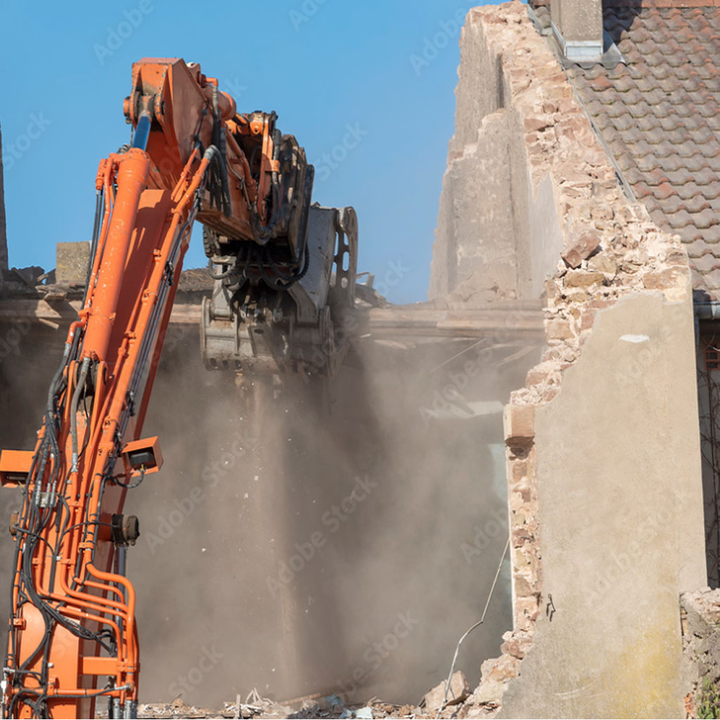 Solar Atlantique TP étudie et conduit vos travaux de démolition contrôlée sur Rennes, Chateaubriant, Redon